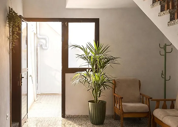 Floor With Large Terrace & Sunset Views 公寓